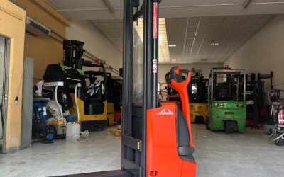 INTERNO 2315 LINDE L10 SOLO 1300 ORE DI LAVORO